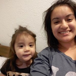 Meet your Posher, Desiree